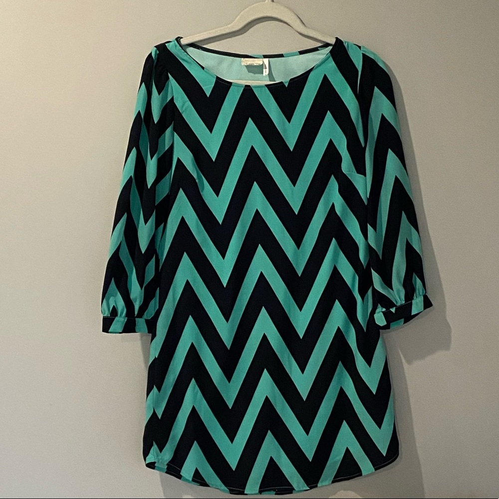 Adorable Chevron Dress, Size Small